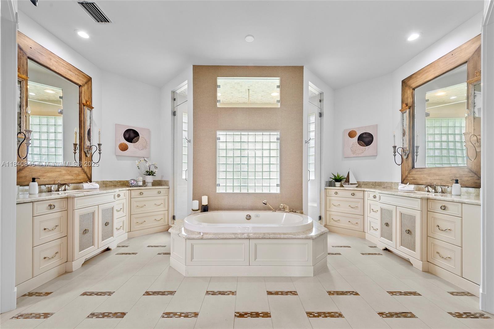 Riviera - Residential