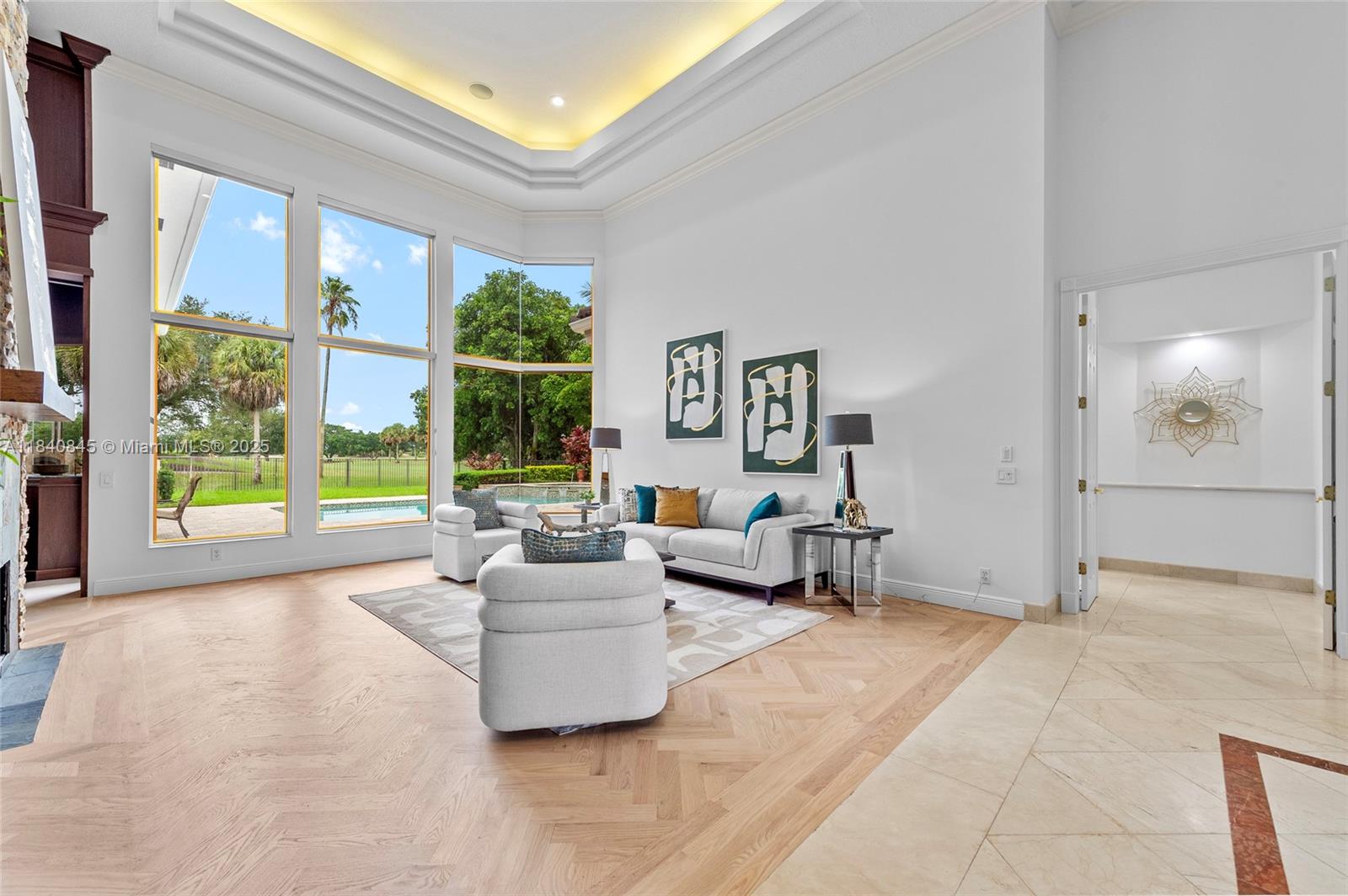 Riviera - Residential