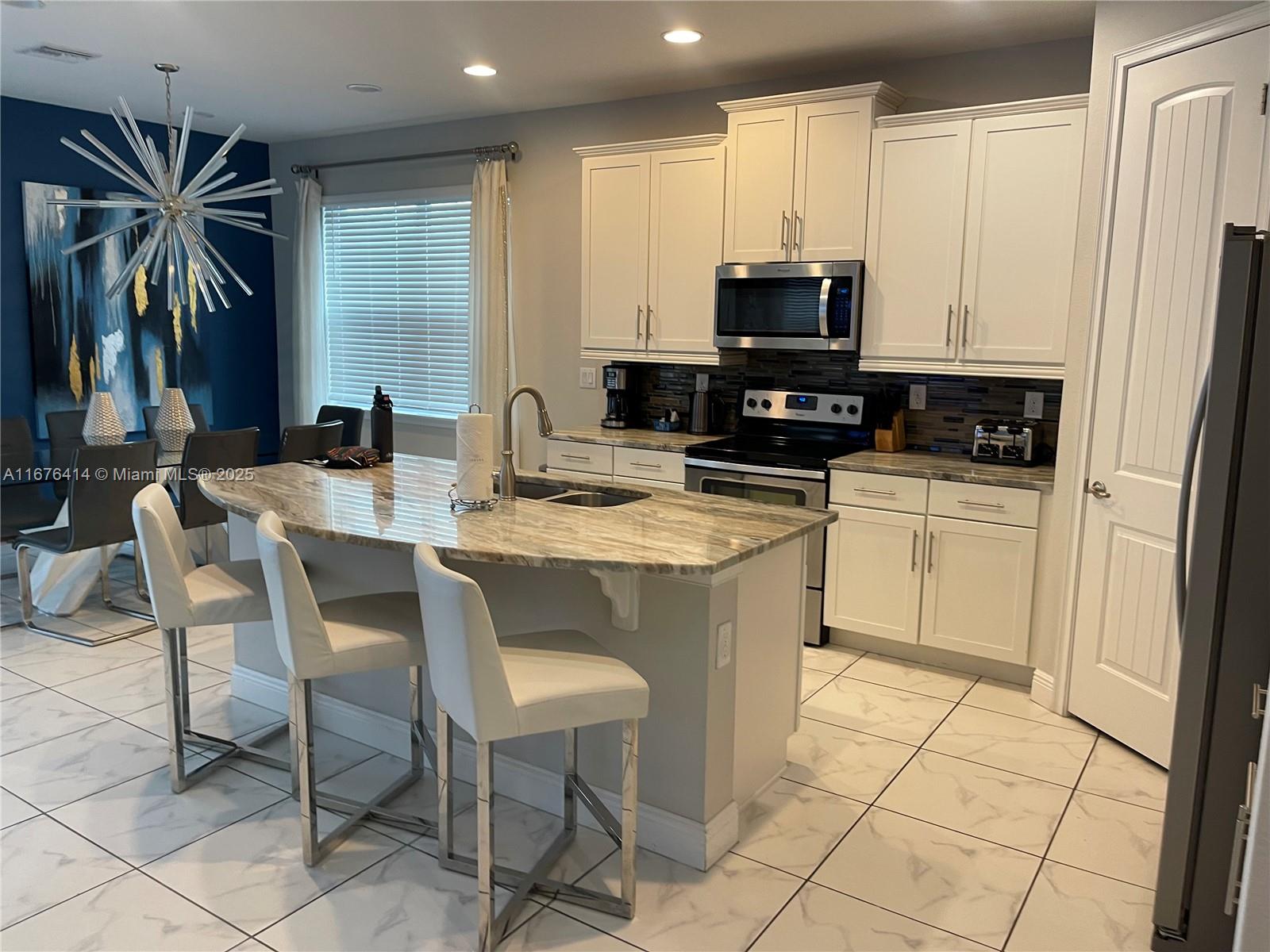 REUNION PHASE 1 PARCEL 1 U - Residential Lease