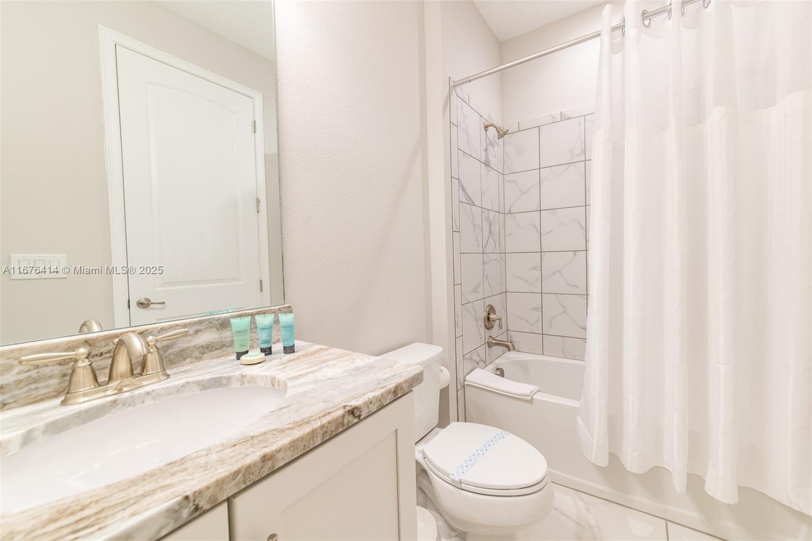 REUNION PHASE 1 PARCEL 1 U - Residential Lease