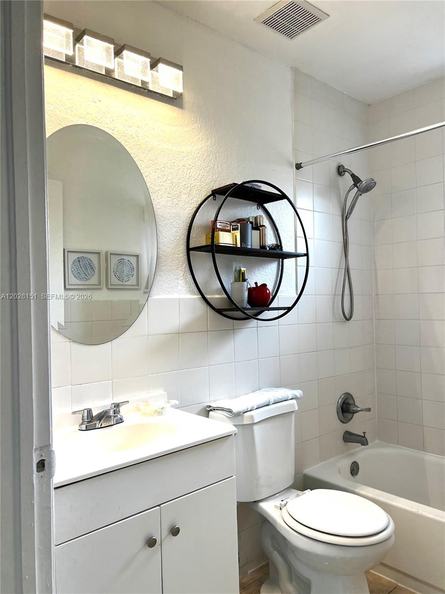 RIDGEWAY - Residential