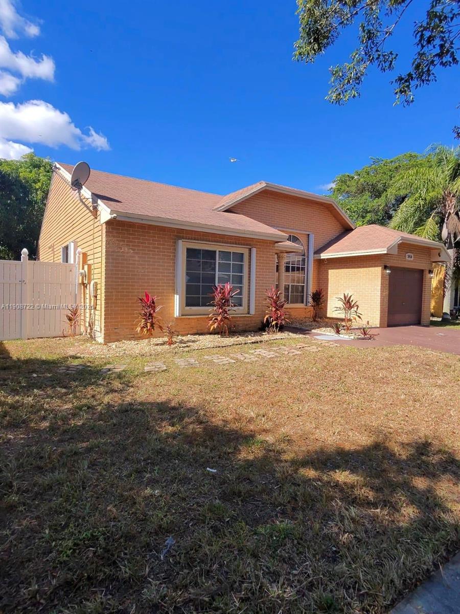 CINNAMON PLACE 1 - Residential Lease