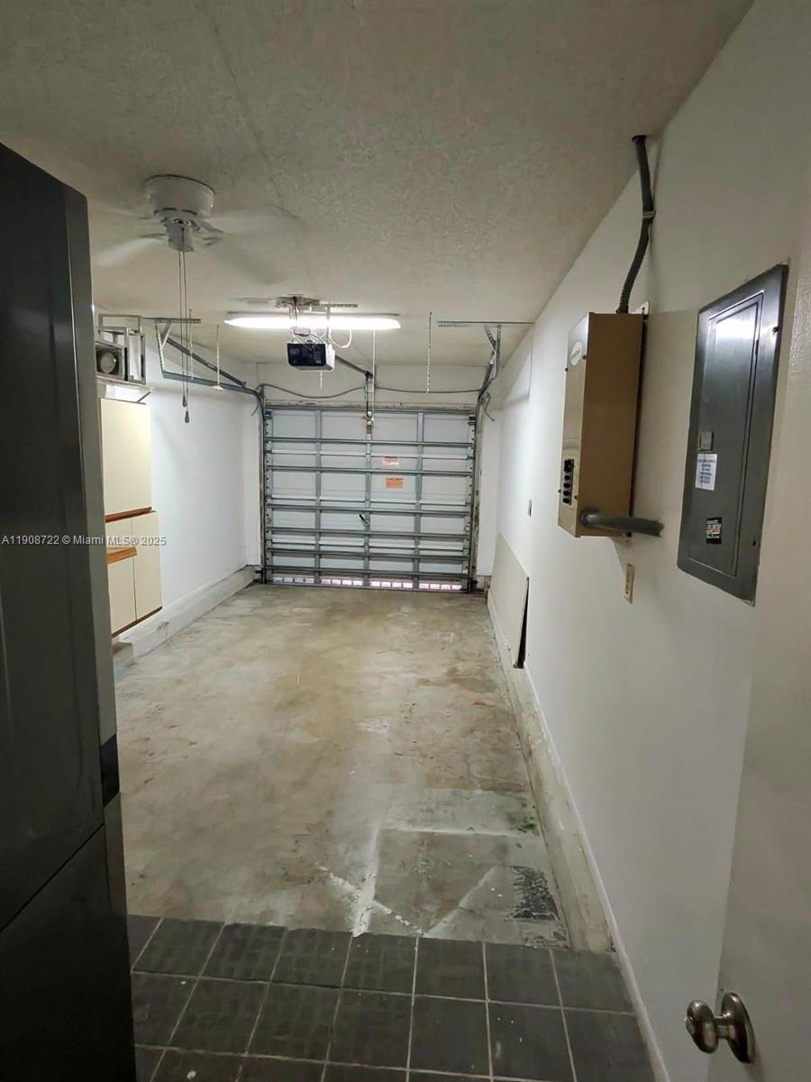 CINNAMON PLACE 1 - Residential Lease