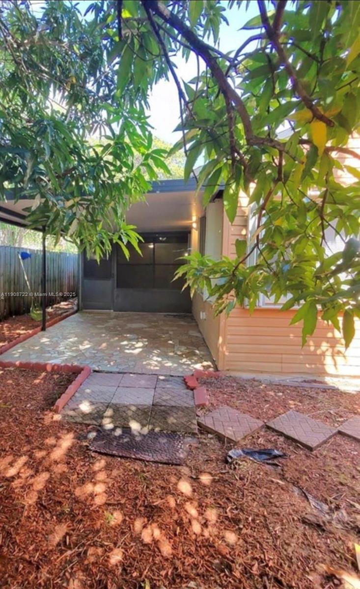 CINNAMON PLACE 1 - Residential Lease