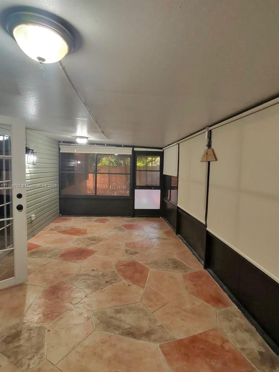 CINNAMON PLACE 1 - Residential Lease