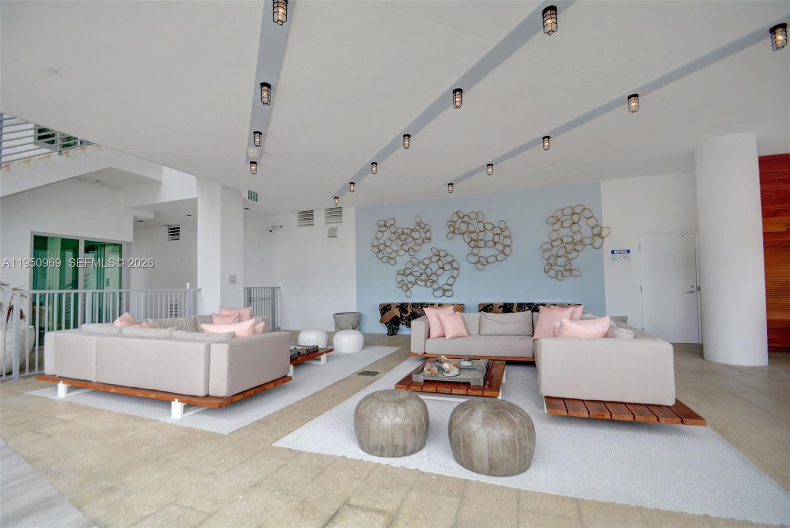 BISCAYNE BEACH CONDO - Residential
