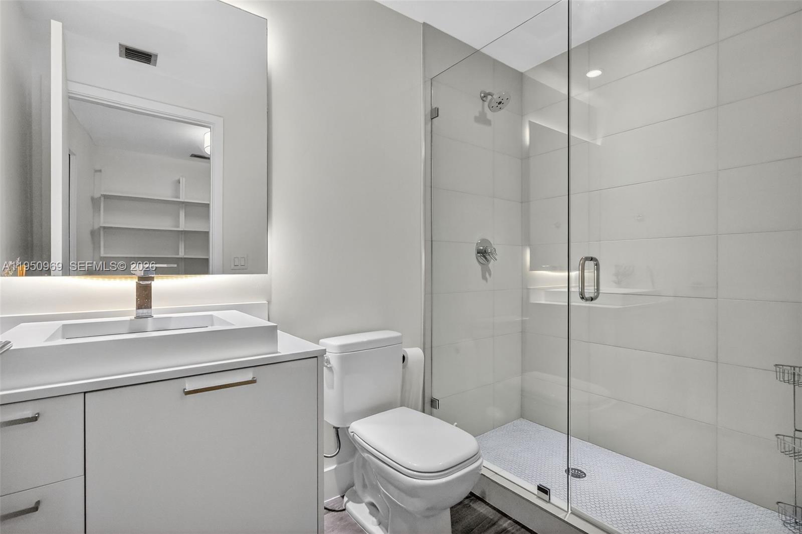 BISCAYNE BEACH CONDO - Residential