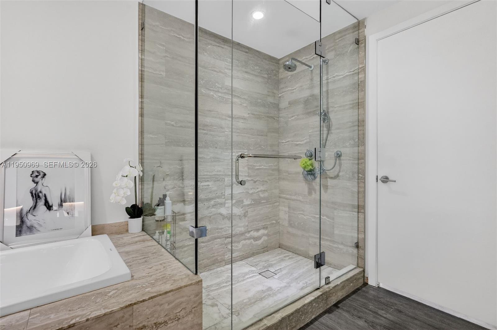 BISCAYNE BEACH CONDO - Residential