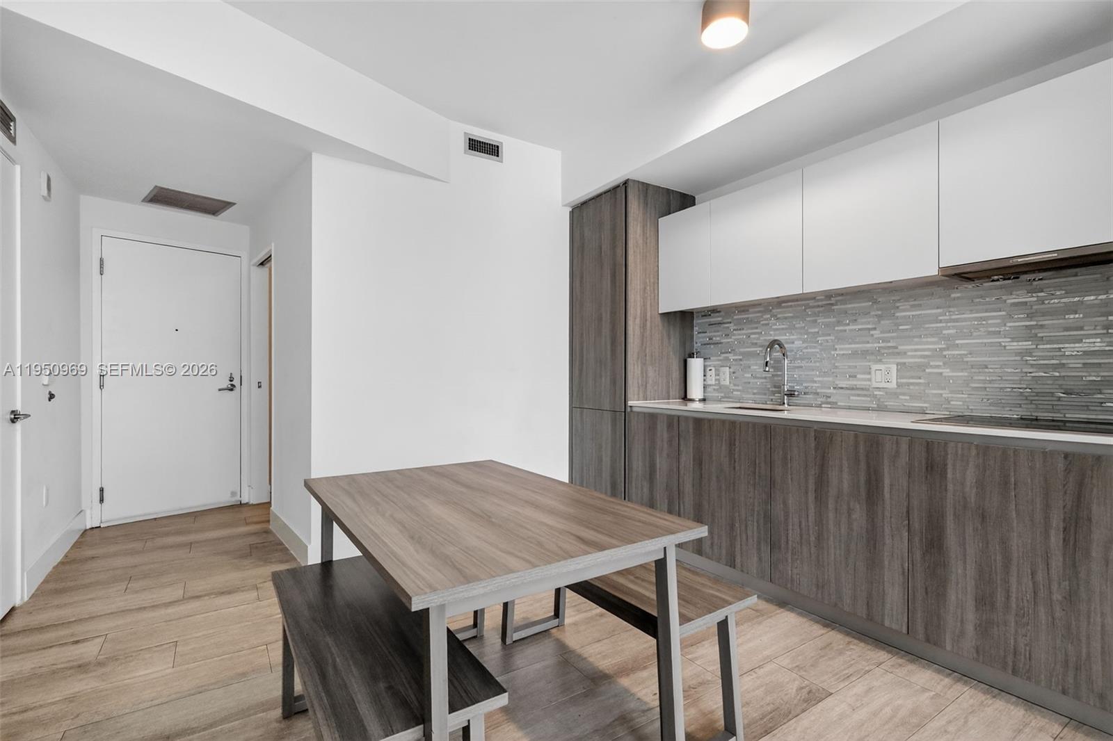 BISCAYNE BEACH CONDO - Residential