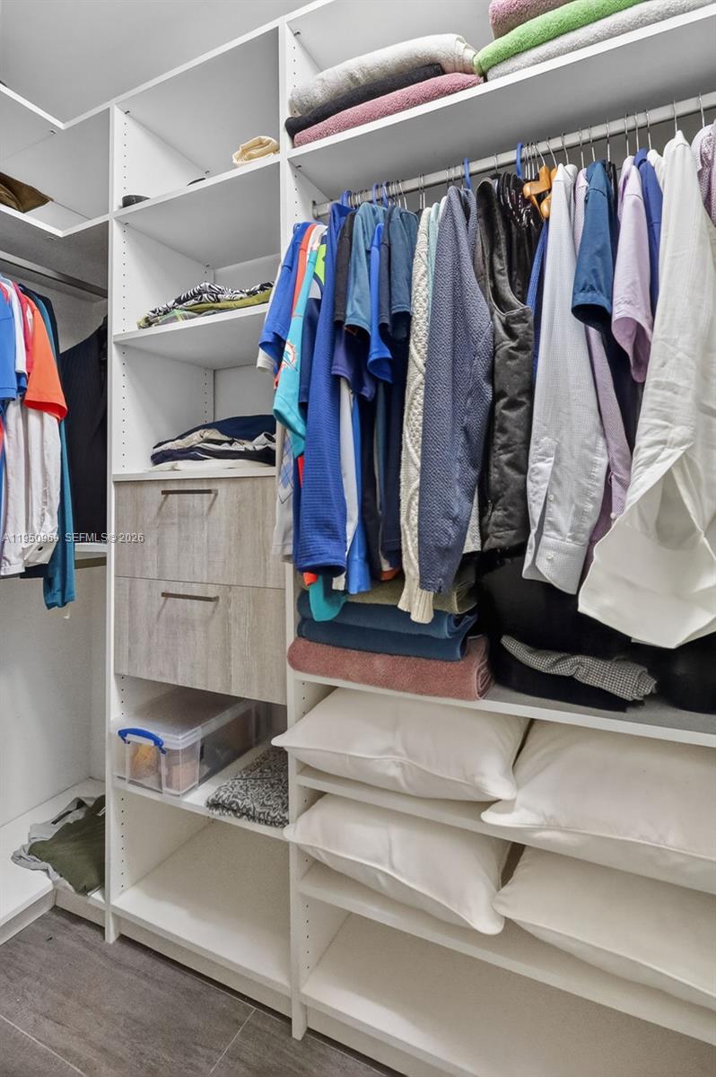 BISCAYNE BEACH CONDO - Residential