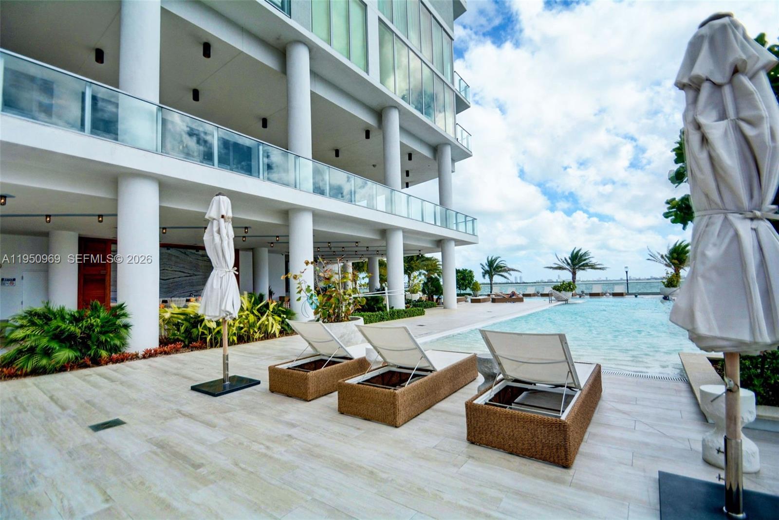 BISCAYNE BEACH CONDO - Residential