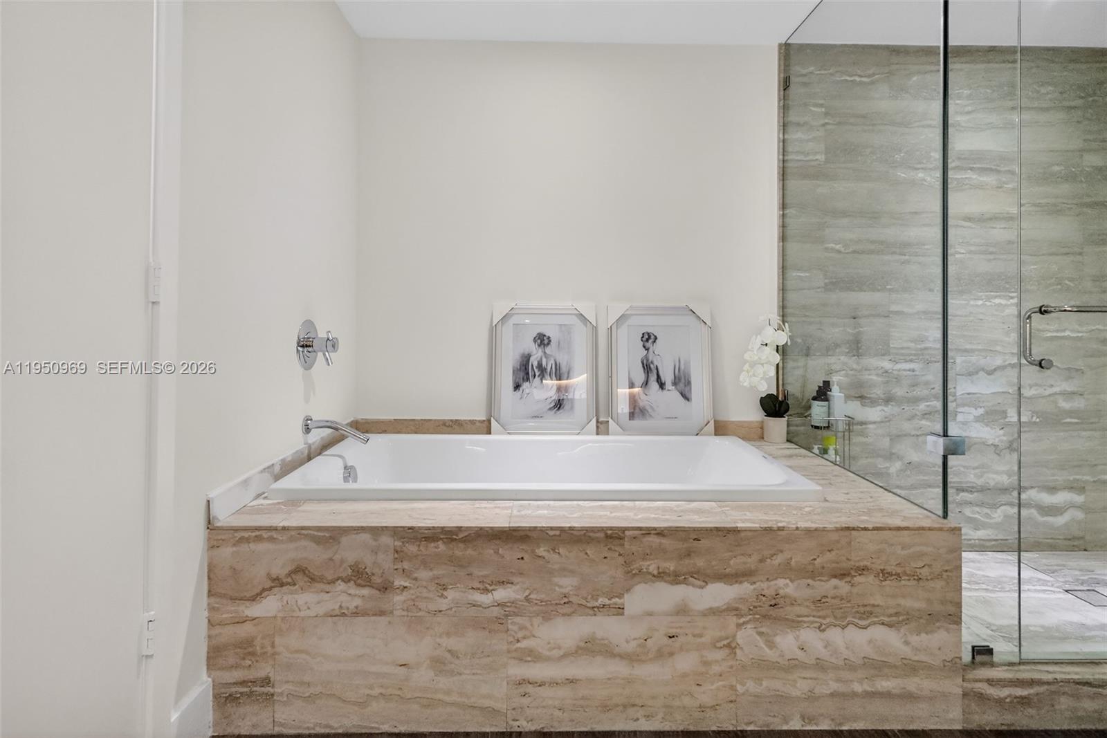 BISCAYNE BEACH CONDO - Residential