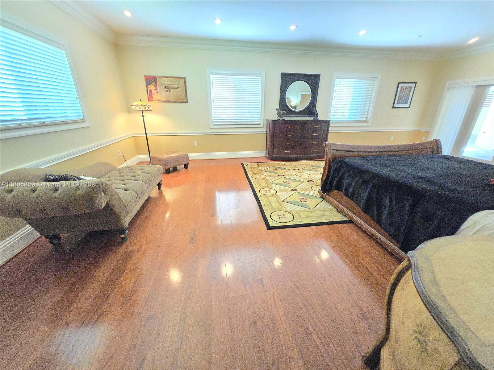 SUNILAND ESTATES - Residential