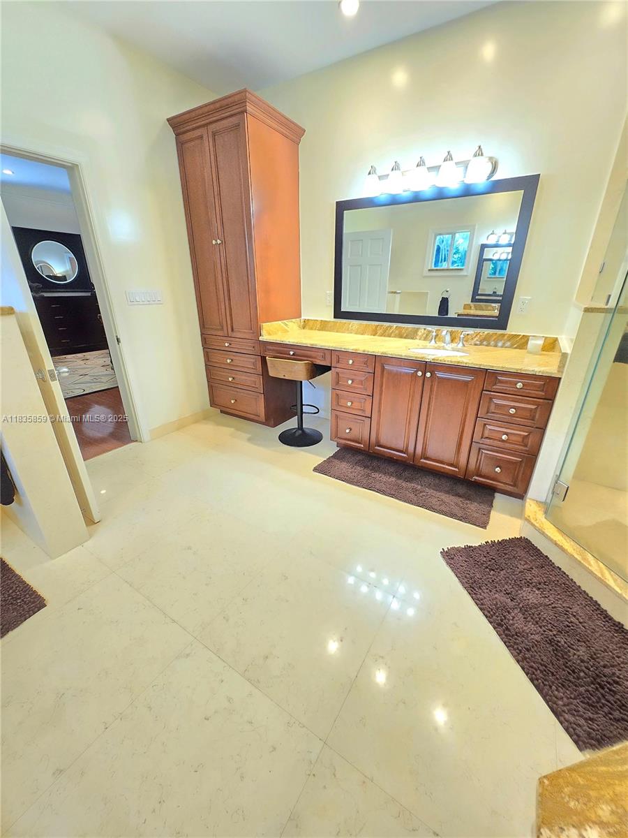 SUNILAND ESTATES - Residential