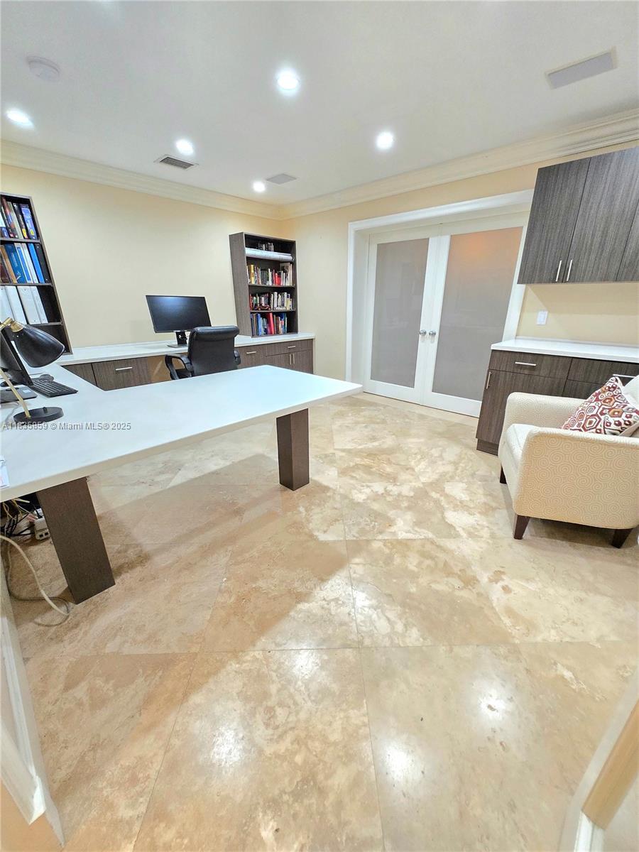 SUNILAND ESTATES - Residential