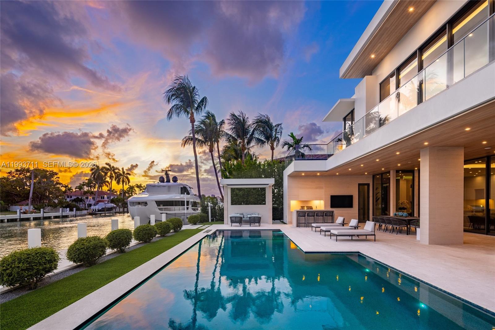 DEL LAGO ISLE - Residential