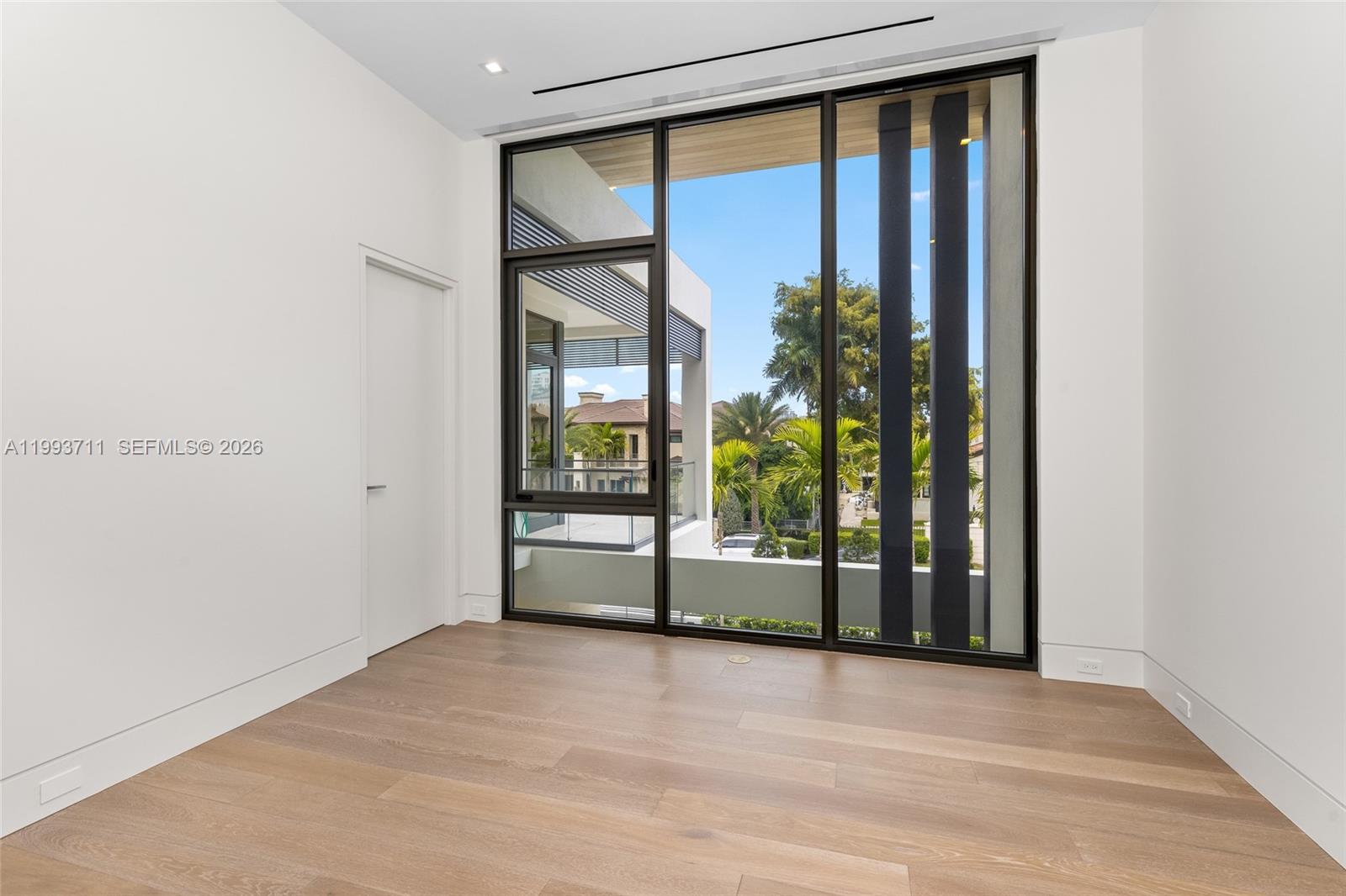 DEL LAGO ISLE - Residential