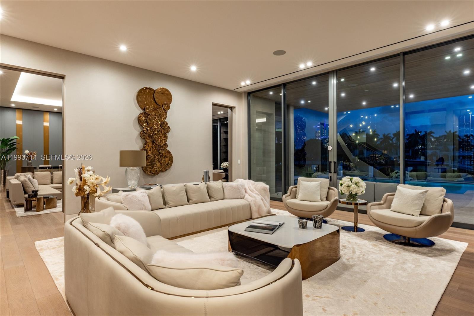 DEL LAGO ISLE - Residential