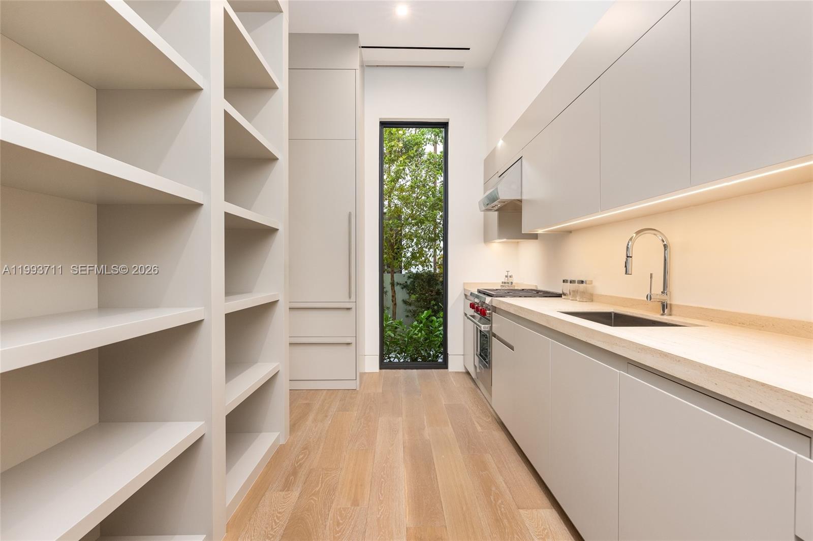 DEL LAGO ISLE - Residential