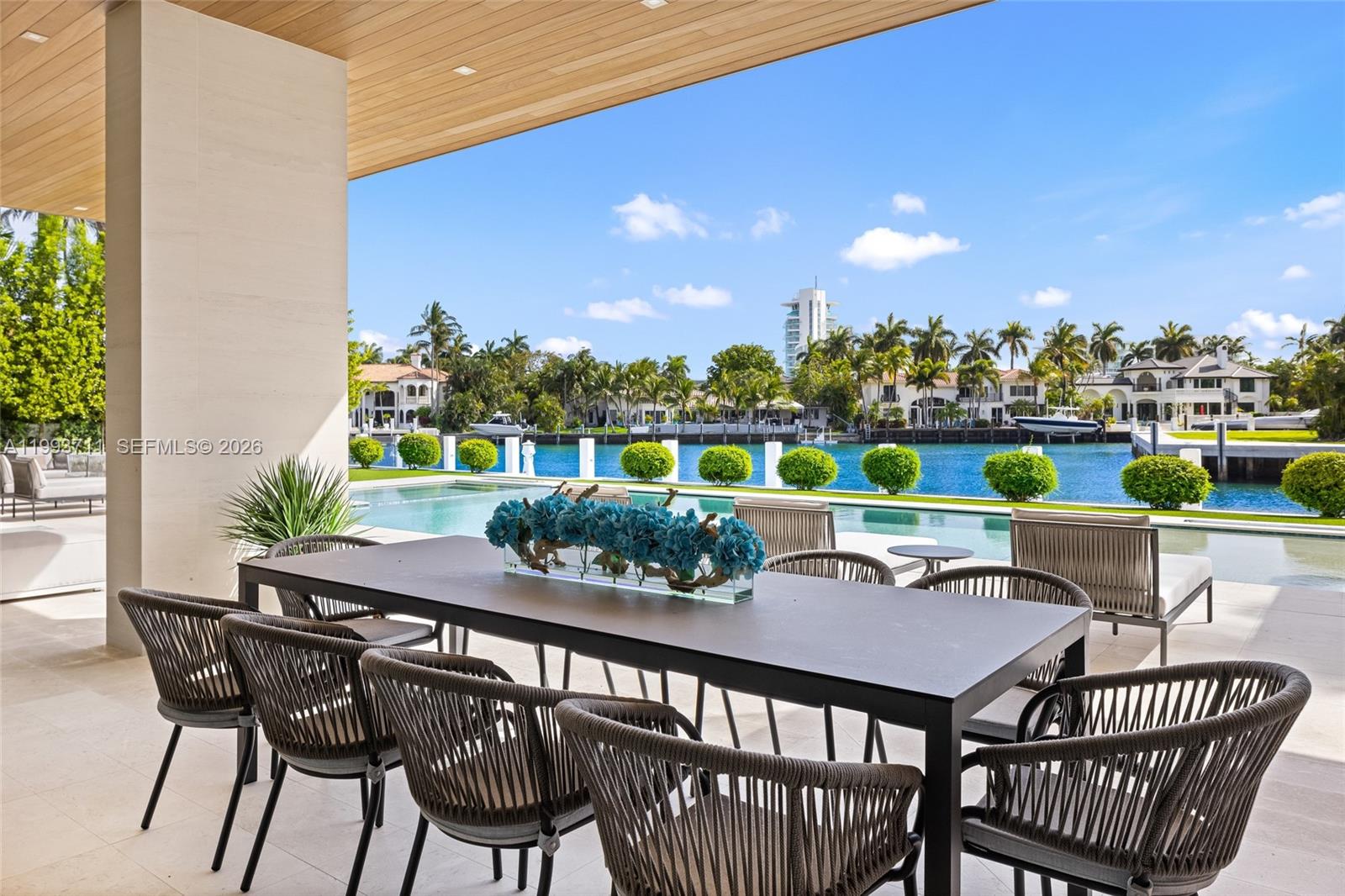 DEL LAGO ISLE - Residential