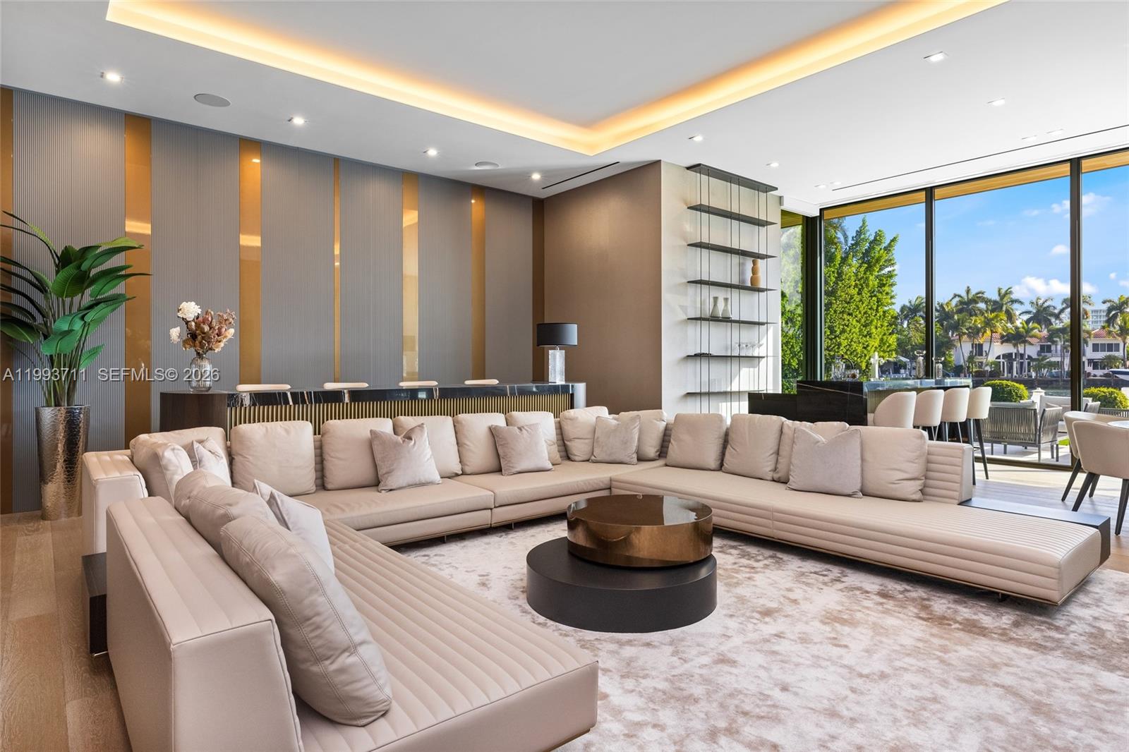 DEL LAGO ISLE - Residential