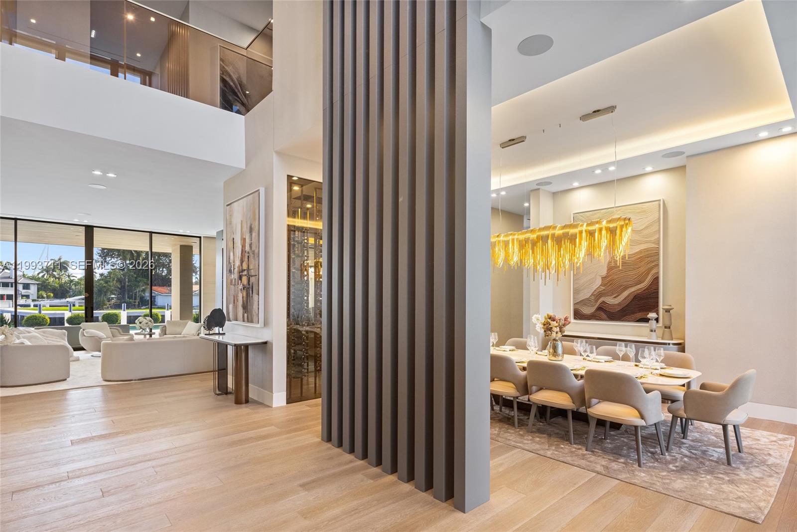 DEL LAGO ISLE - Residential