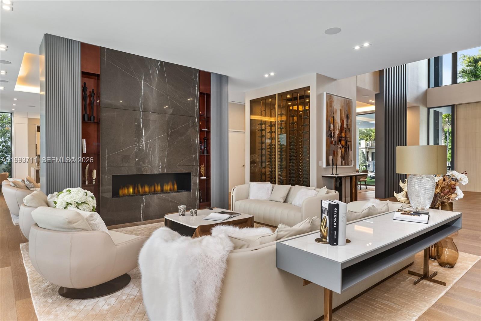 DEL LAGO ISLE - Residential