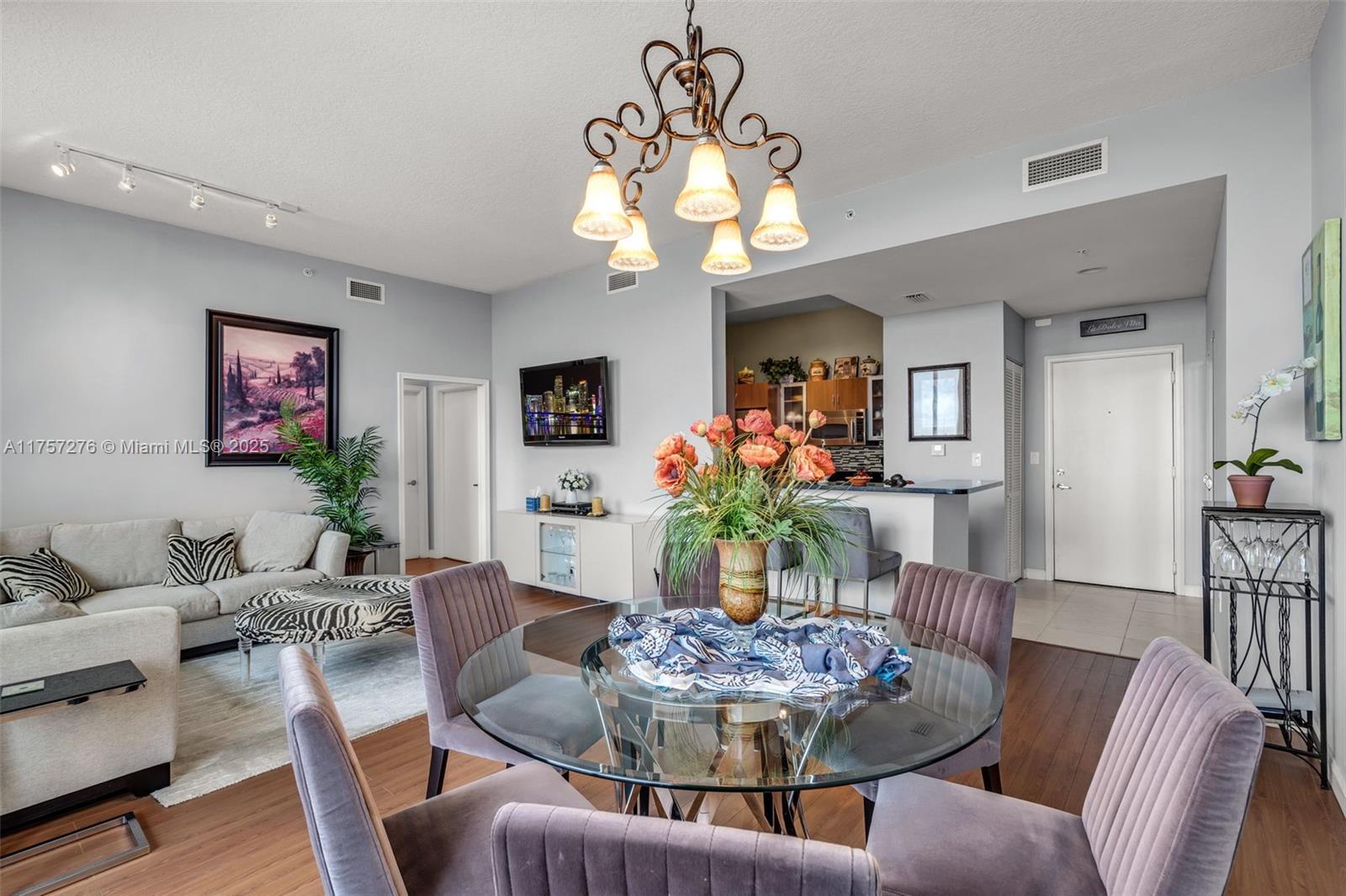 VENTURE AT AVENTURA WEST - Residential