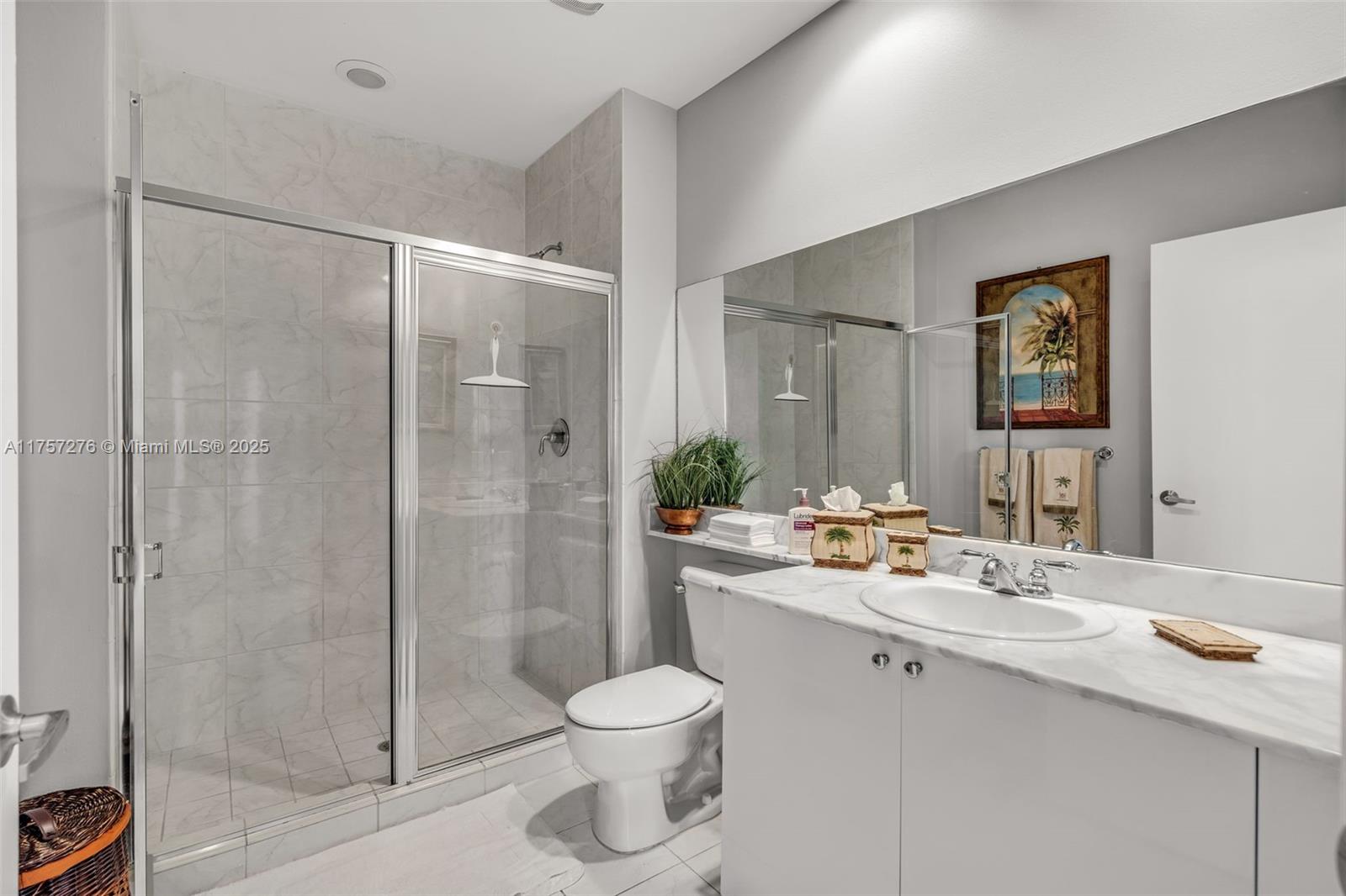 VENTURE AT AVENTURA WEST - Residential