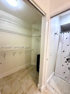 COUNTRY ISLES PHASE II - Residential Lease