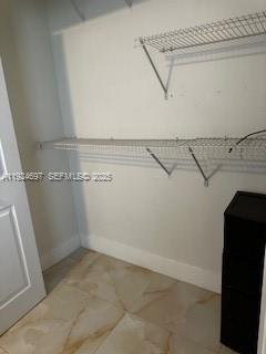 COUNTRY ISLES PHASE II - Residential Lease