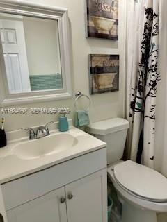 COUNTRY ISLES PHASE II - Residential Lease