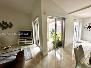 COUNTRY ISLES PHASE II - Residential Lease