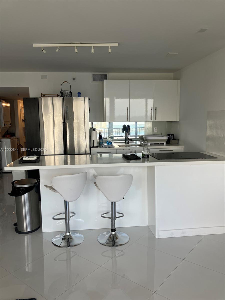 VENETIA CONDO - Residential Lease