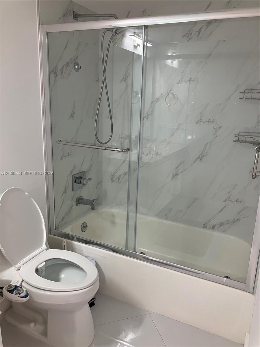 VENETIA CONDO - Residential Lease