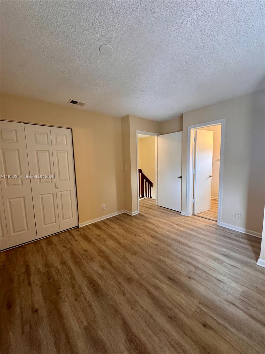 WOODLAKE SHORES - Residential