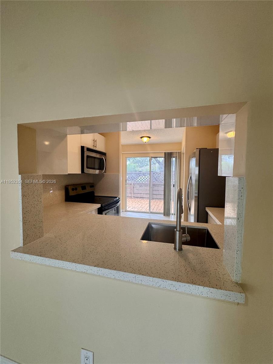 WOODLAKE SHORES - Residential