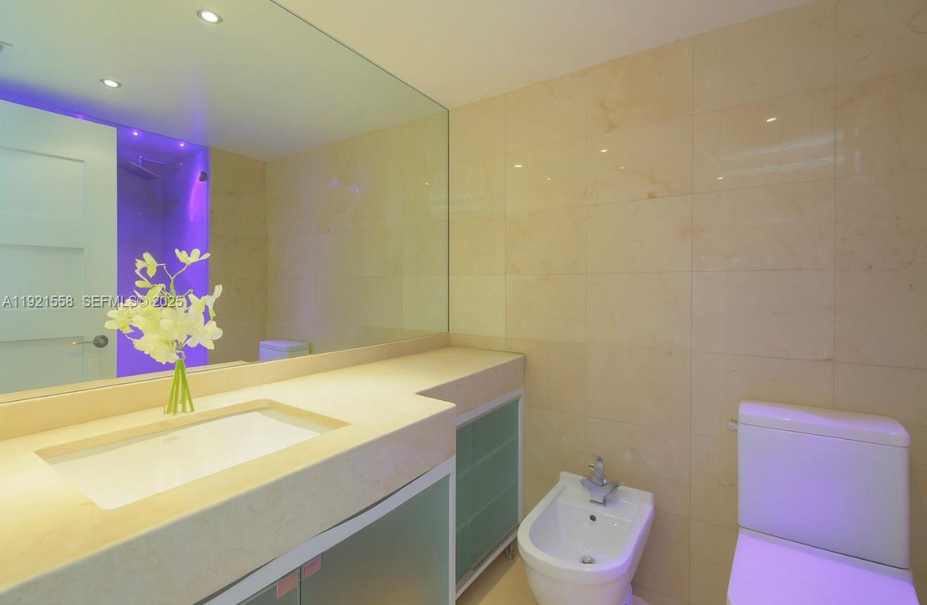 THE FLORIDIAN CONDO - Residential