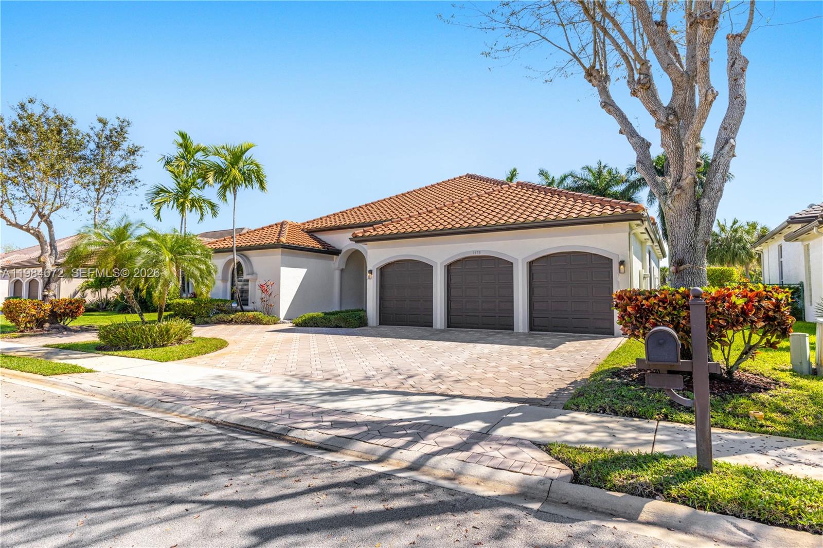 PASADENA AT PEMBROKE SHOR - Residential