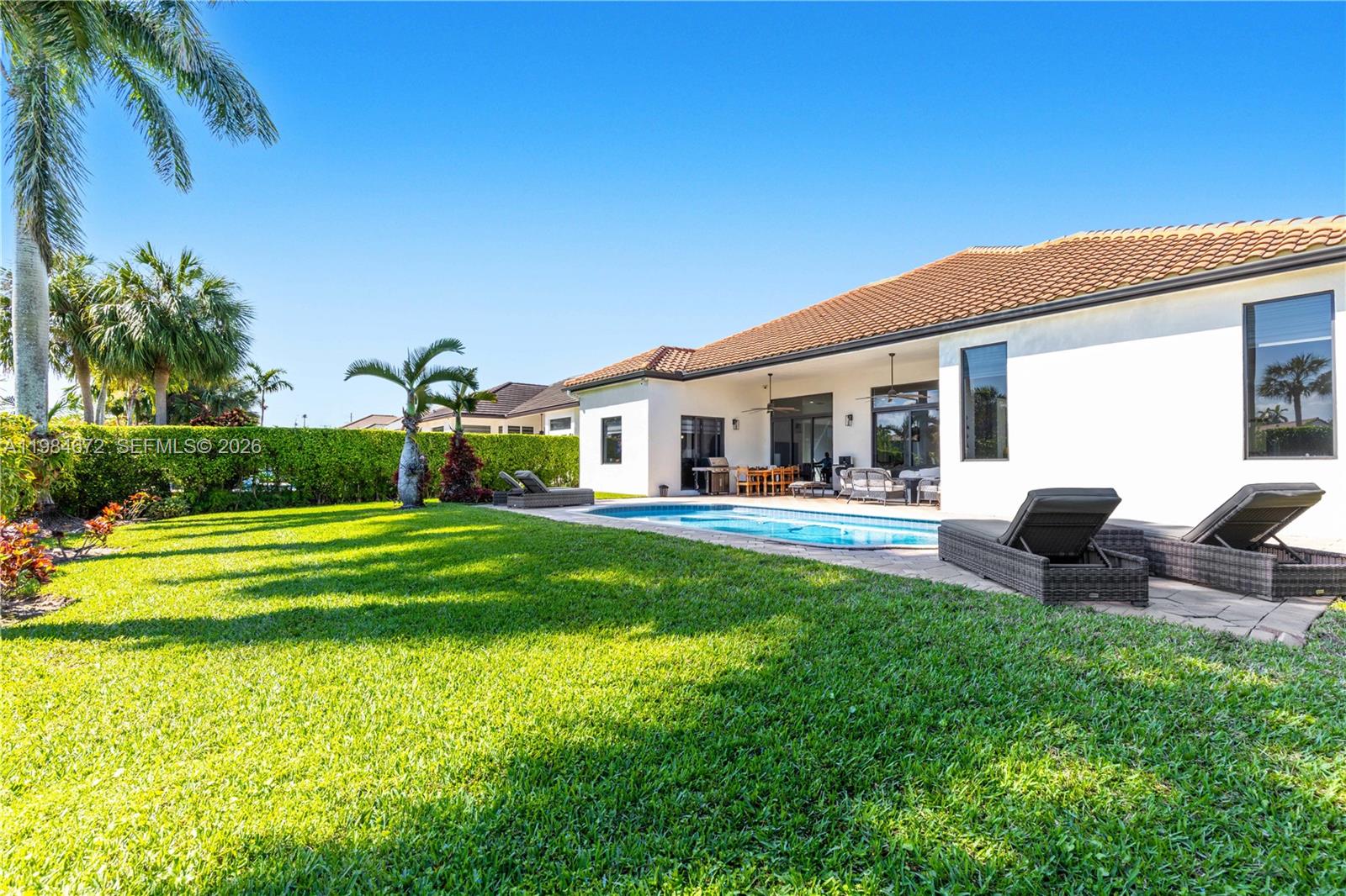 PASADENA AT PEMBROKE SHOR - Residential