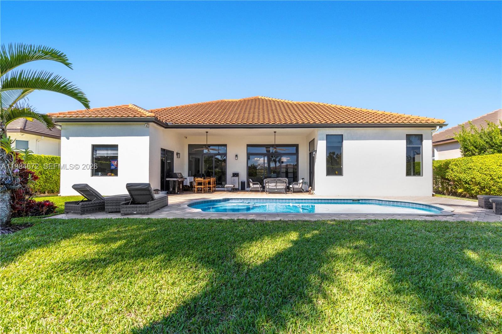 PASADENA AT PEMBROKE SHOR - Residential