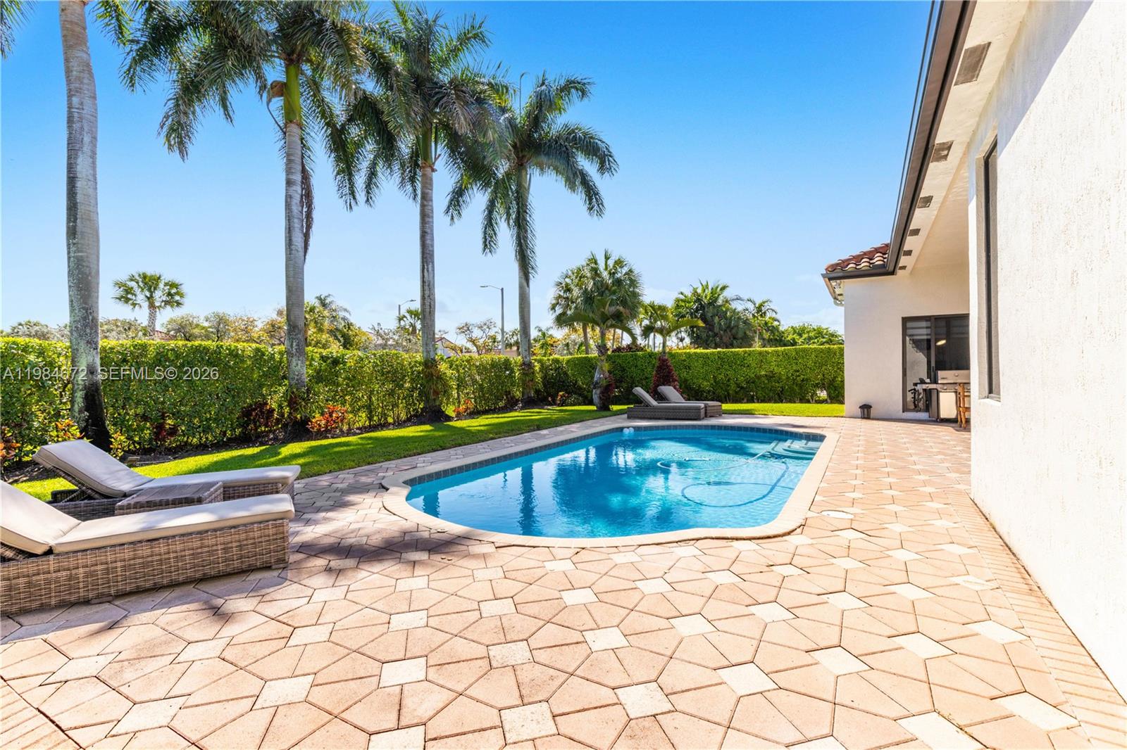 PASADENA AT PEMBROKE SHOR - Residential