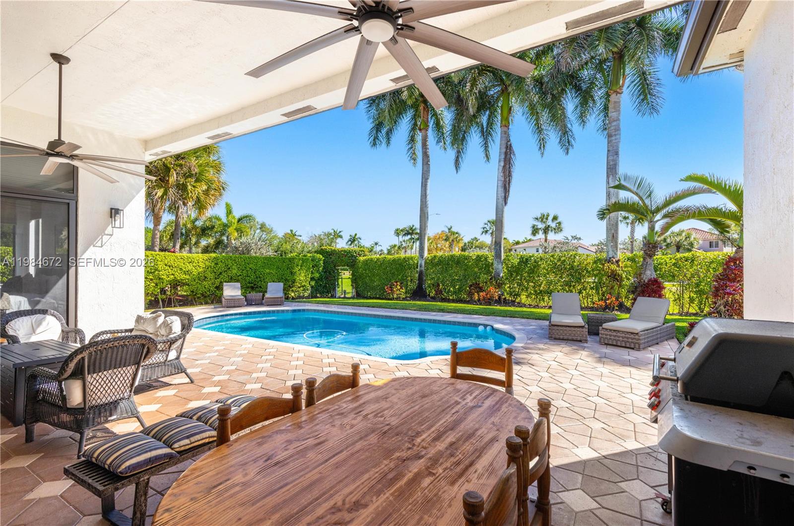 PASADENA AT PEMBROKE SHOR - Residential