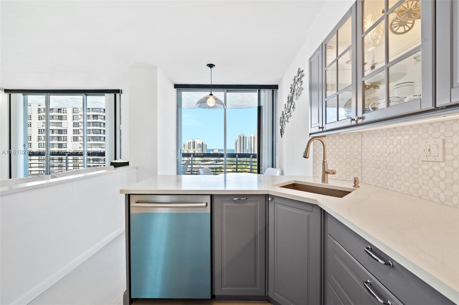 MYSTIC POINTE CONDO NO TH - Residential