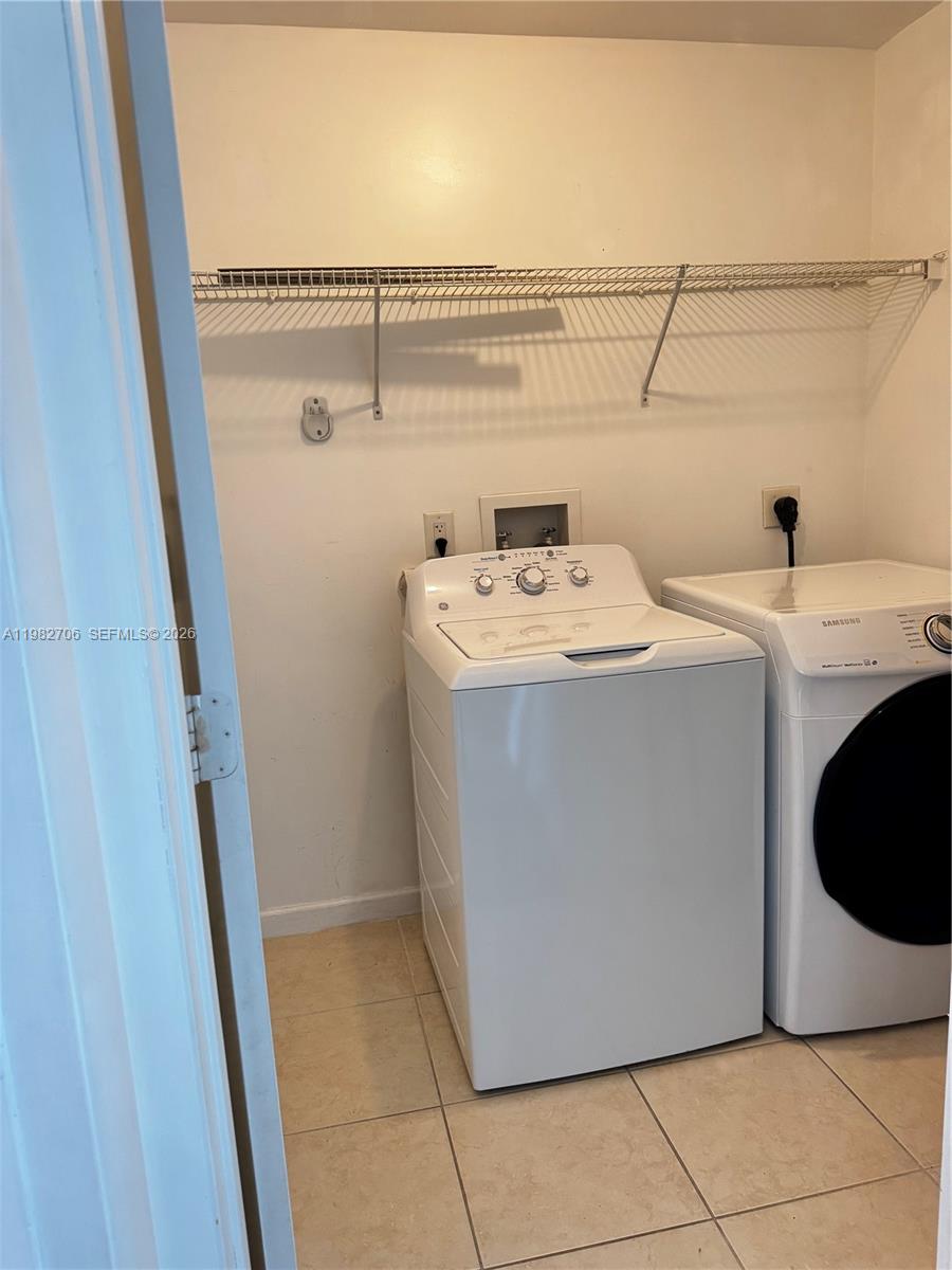 AVENTURA MARINA CONDO NUM - Residential Lease