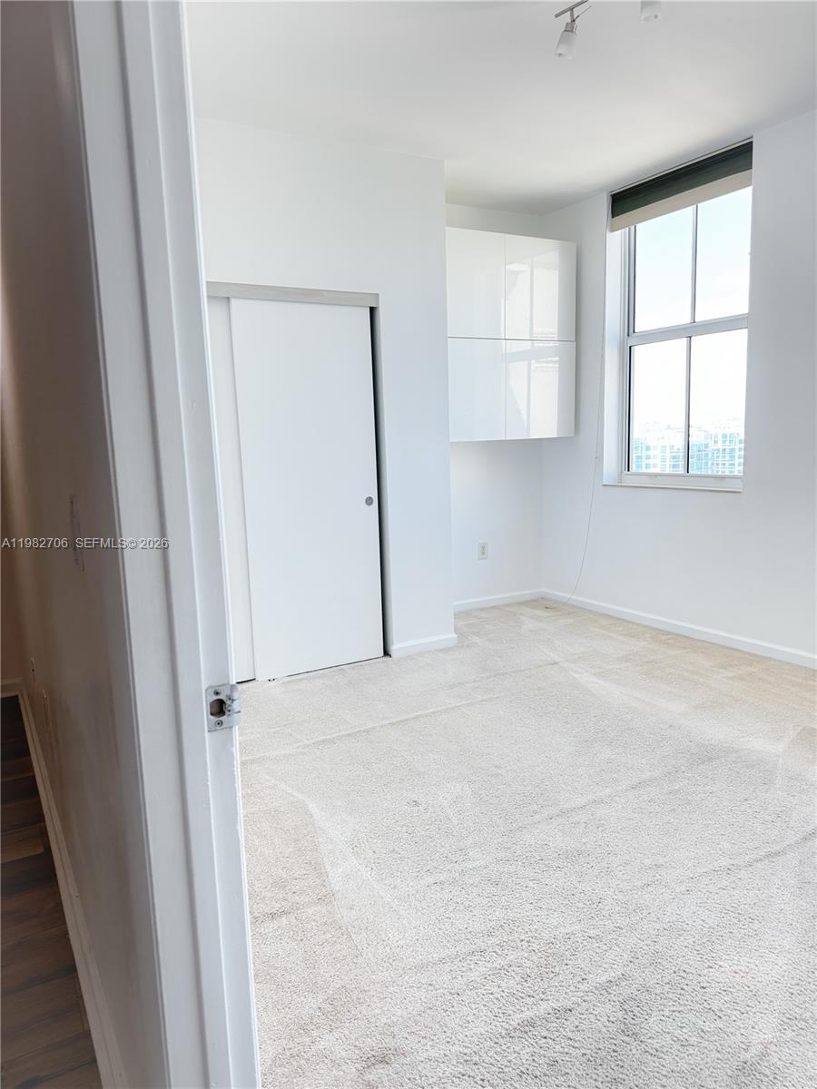 AVENTURA MARINA CONDO NUM - Residential Lease