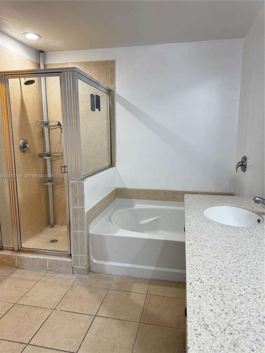 AVENTURA MARINA CONDO NUM - Residential Lease