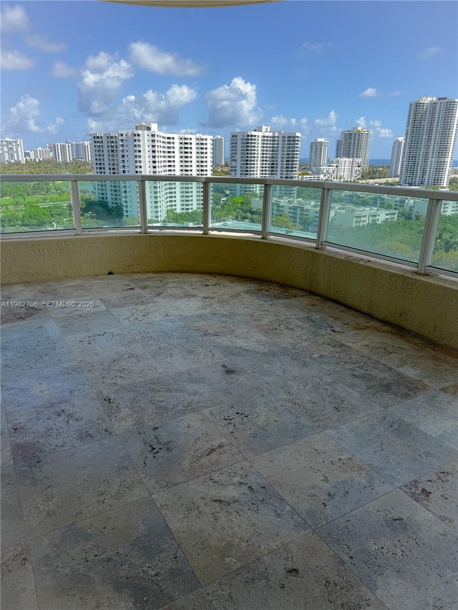 3340 NE 190th St 1507