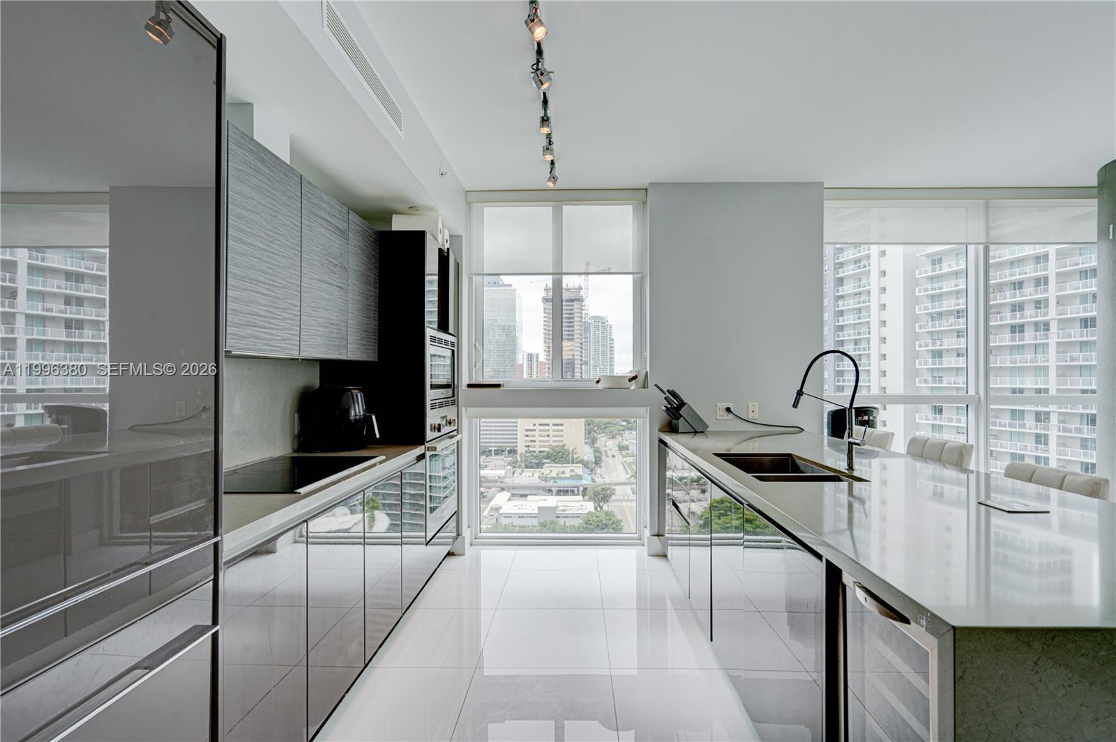 THE BONDO (1080 BRICKELL) - Residential