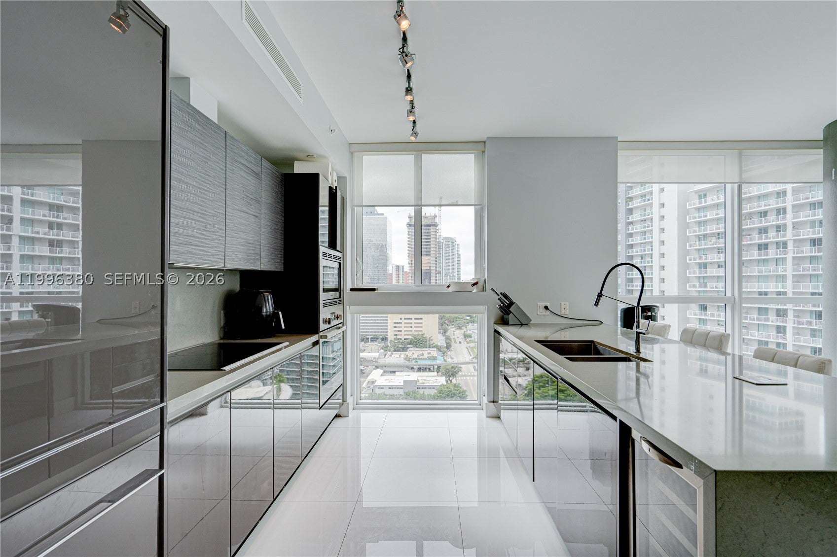 1080 Brickell Ave 1801